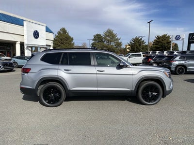 2026 Volkswagen Atlas 2.0T SE with Technology