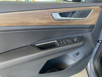 2026 Volkswagen Atlas 2.0T SE with Technology