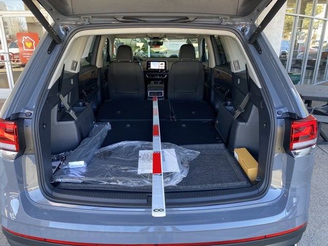 2026 Volkswagen Atlas 2.0T SE with Technology