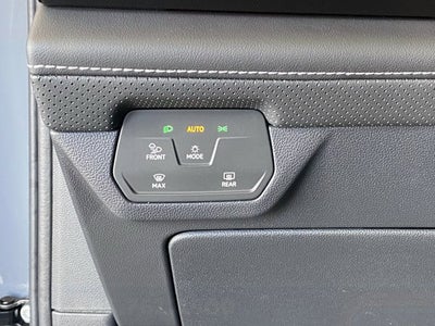 2026 Volkswagen Atlas 2.0T SE with Technology