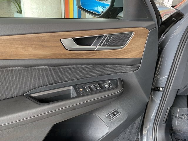 2026 Volkswagen Atlas 2.0T SE with Technology