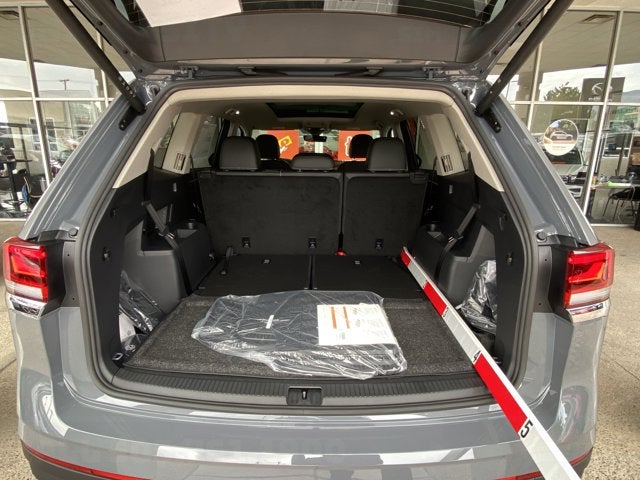 2026 Volkswagen Atlas 2.0T SE with Technology