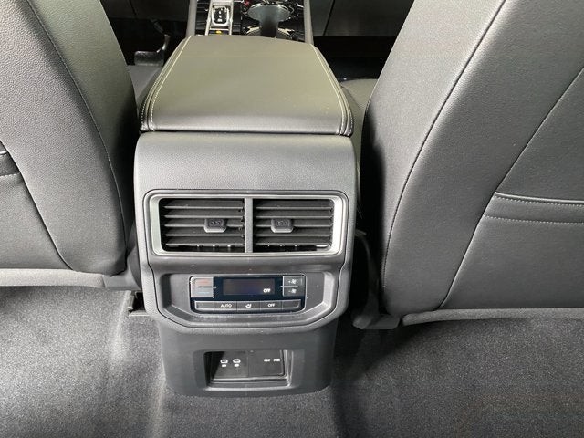 2026 Volkswagen Atlas 2.0T SE with Technology