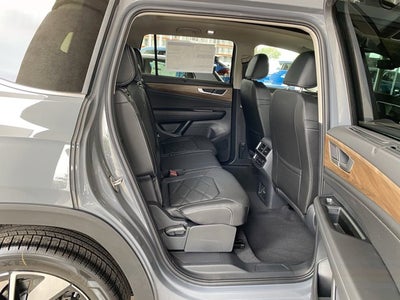 2026 Volkswagen Atlas 2.0T SE with Technology