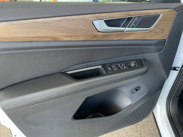 2026 Volkswagen Atlas 2.0T SE with Technology