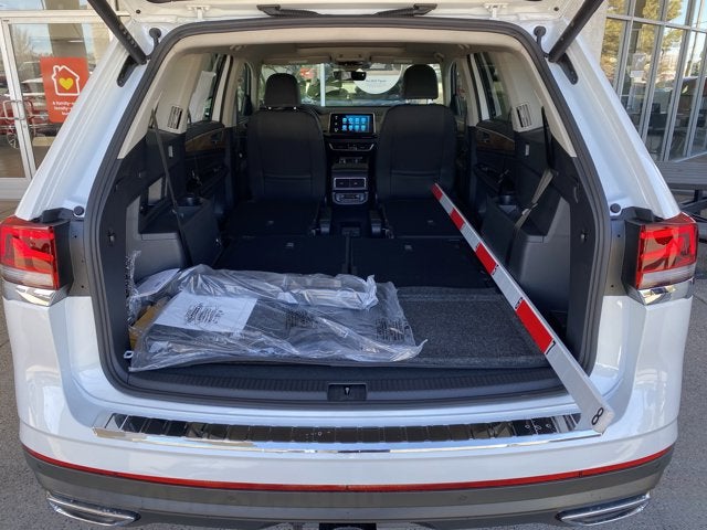 2026 Volkswagen Atlas 2.0T SE with Technology