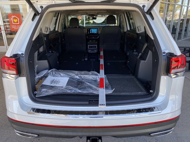 2026 Volkswagen Atlas 2.0T SE with Technology