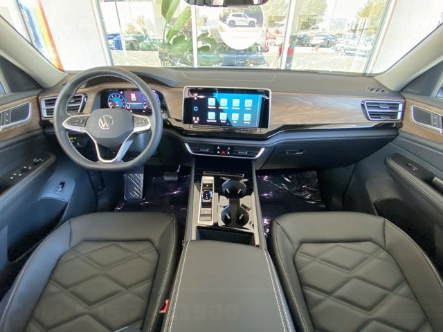 2026 Volkswagen Atlas 2.0T SE with Technology