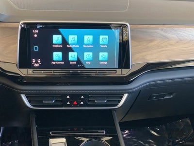 2026 Volkswagen Atlas 2.0T SE with Technology