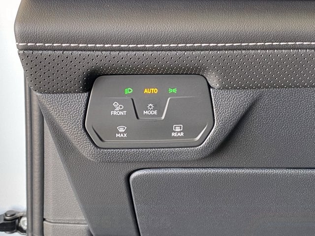 2026 Volkswagen Atlas 2.0T SE with Technology