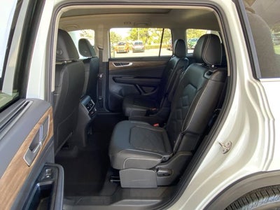 2026 Volkswagen Atlas 2.0T SE with Technology