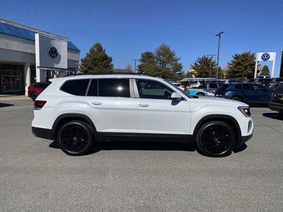 2026 Volkswagen Atlas 2.0T SE with Technology