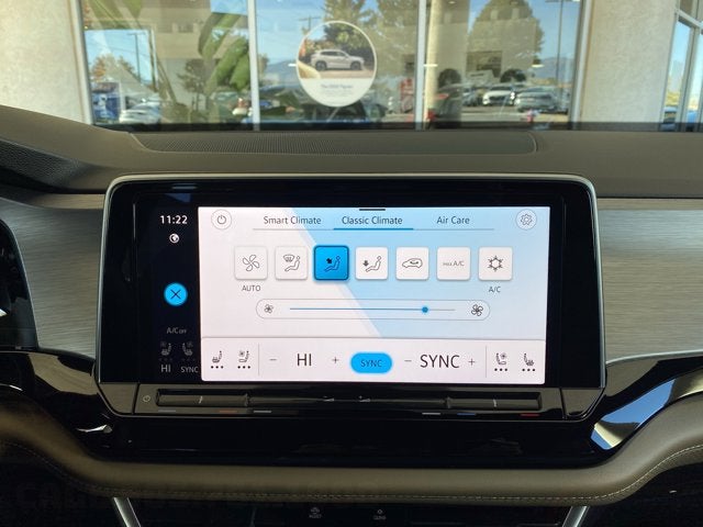 2026 Volkswagen Atlas Cross Sport 2.0T SE