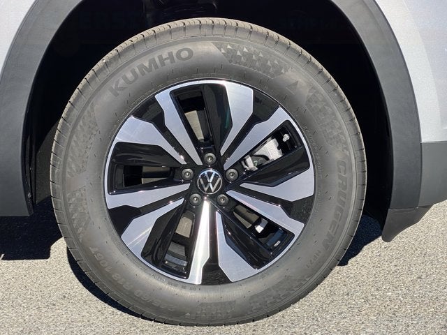 2026 Volkswagen Atlas Cross Sport 2.0T SE