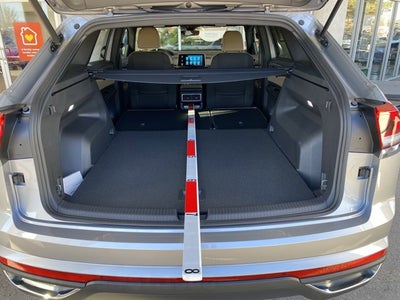 2026 Volkswagen Atlas Cross Sport 2.0T SE