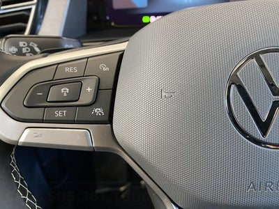 2026 Volkswagen Atlas Cross Sport 2.0T SE