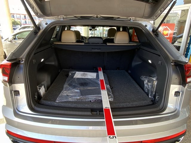 2026 Volkswagen Atlas Cross Sport 2.0T SE