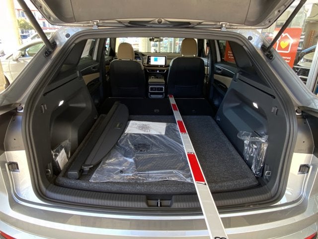 2026 Volkswagen Atlas Cross Sport 2.0T SE