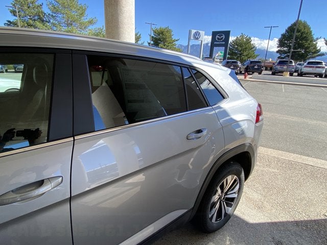 2026 Volkswagen Atlas Cross Sport 2.0T SE