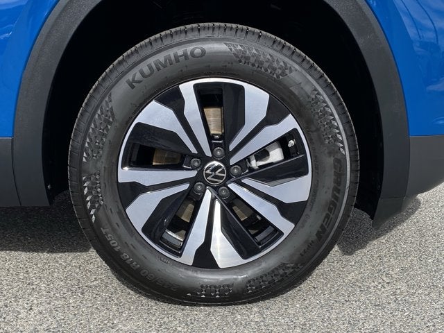 2025 Volkswagen Atlas Cross Sport 2.0T SE