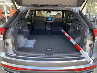 2025 Volkswagen Atlas Cross Sport 2.0T SE