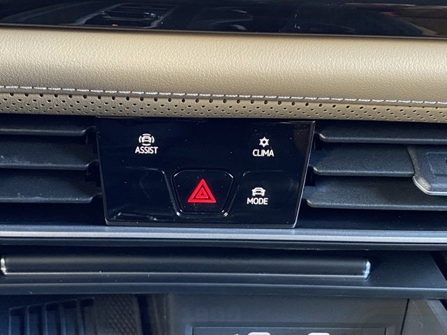 2025 Volkswagen Atlas Cross Sport 2.0T SE