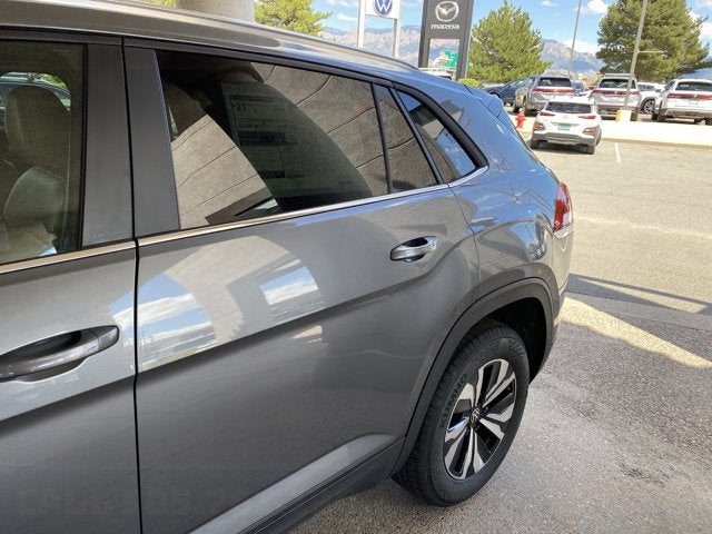 2025 Volkswagen Atlas Cross Sport 2.0T SE