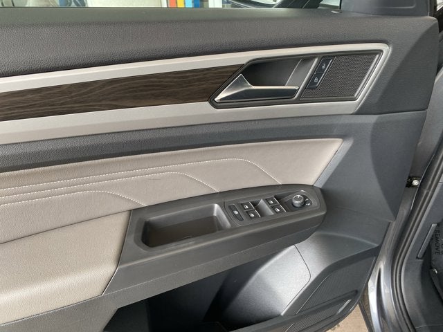 2023 Volkswagen Atlas 2.0T SE
