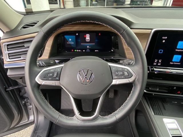 2025 Volkswagen Atlas 2.0T SE
