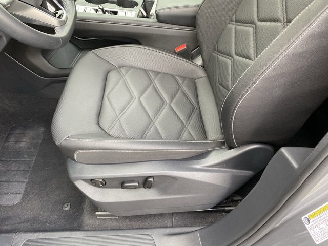 2025 Volkswagen Atlas 2.0T SE