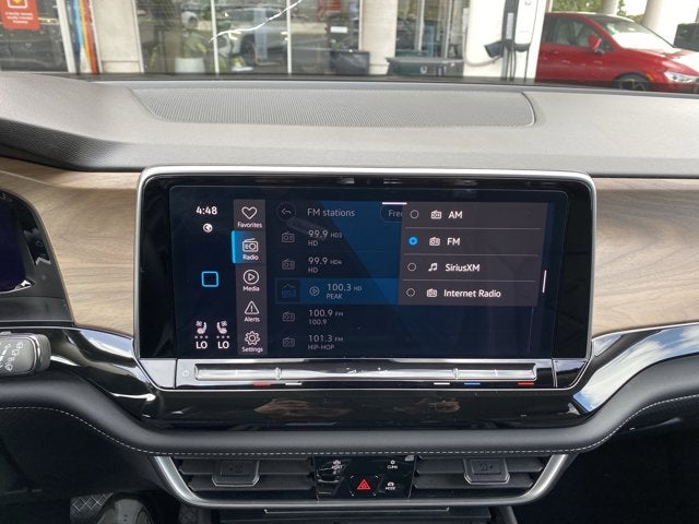 2025 Volkswagen Atlas 2.0T SE