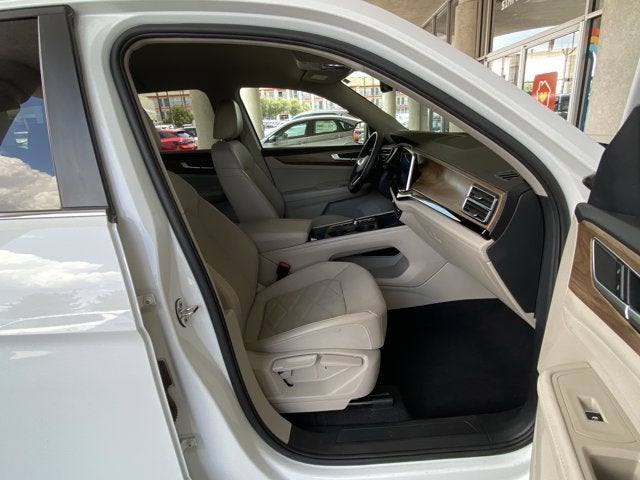 2024 Volkswagen Atlas 2.0T SE