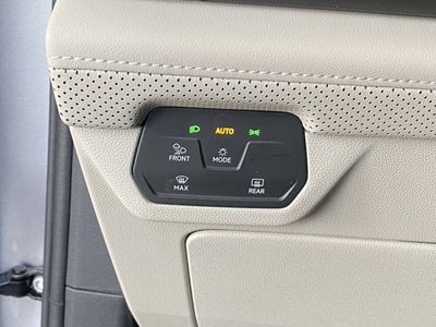 2024 Volkswagen Atlas 2.0T SE