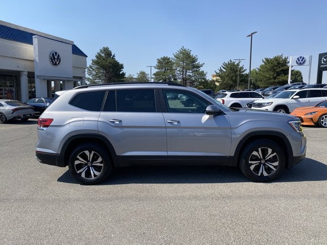2024 Volkswagen Atlas 2.0T SE