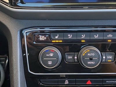 2022 Volkswagen Atlas Cross Sport 3.6L V6 SEL R-Line
