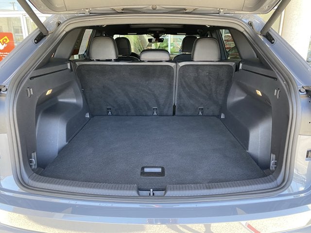 2022 Volkswagen Atlas Cross Sport 3.6L V6 SEL R-Line
