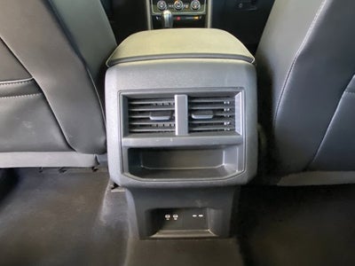 2022 Volkswagen Atlas Cross Sport 3.6L V6 SEL R-Line