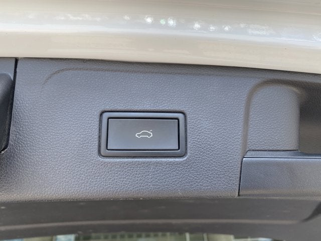 2023 Volkswagen Atlas 3.6L V6 SEL R-Line