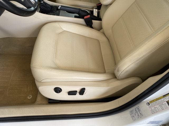 2014 Volkswagen Passat TDI SE