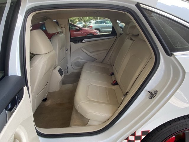 2014 Volkswagen Passat TDI SE