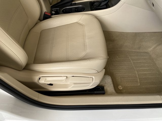 2014 Volkswagen Passat TDI SE