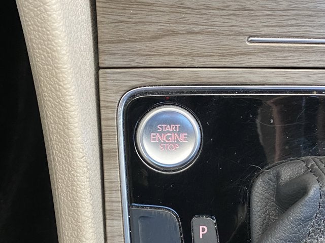 2017 Volkswagen Passat 1.8T SE