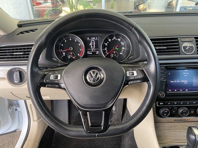 2017 Volkswagen Passat 1.8T SE