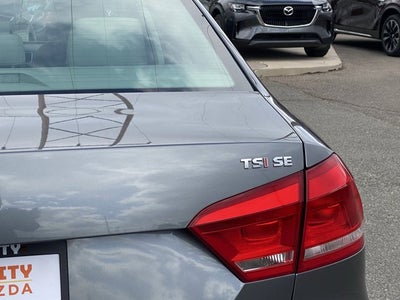 2014 Volkswagen Passat SE w/Sunroof