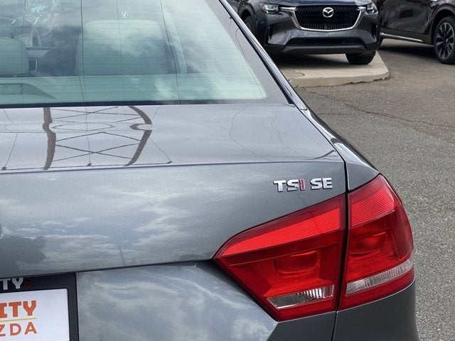 2014 Volkswagen Passat SE w/Sunroof