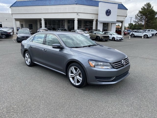 2014 Volkswagen Passat SE w/Sunroof