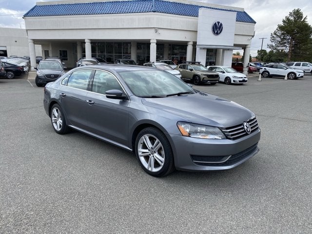 2014 Volkswagen Passat SE w/Sunroof