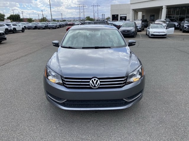 2014 Volkswagen Passat SE w/Sunroof