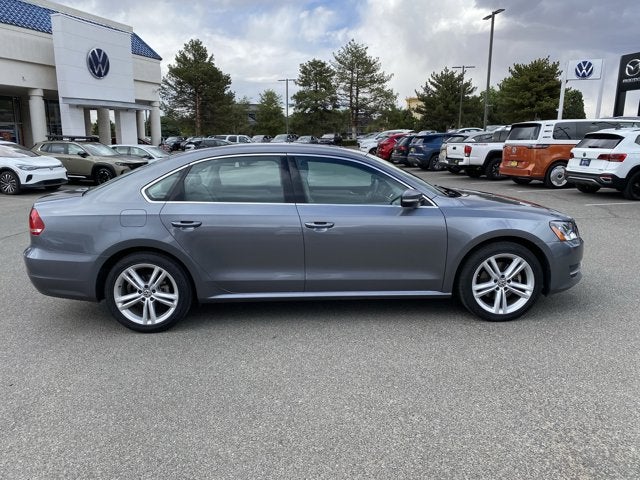 2014 Volkswagen Passat SE w/Sunroof