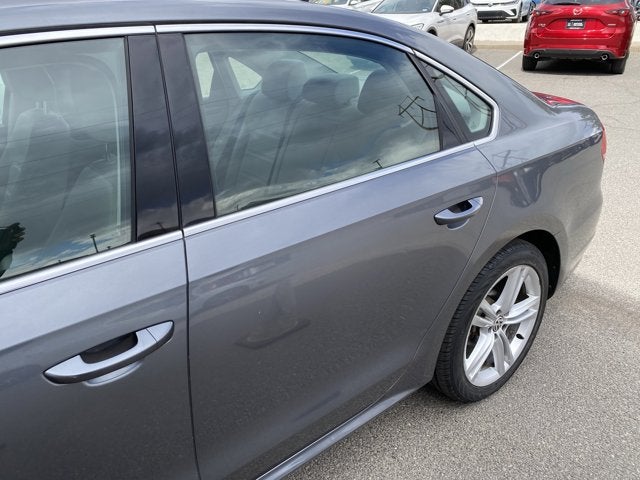 2014 Volkswagen Passat SE w/Sunroof